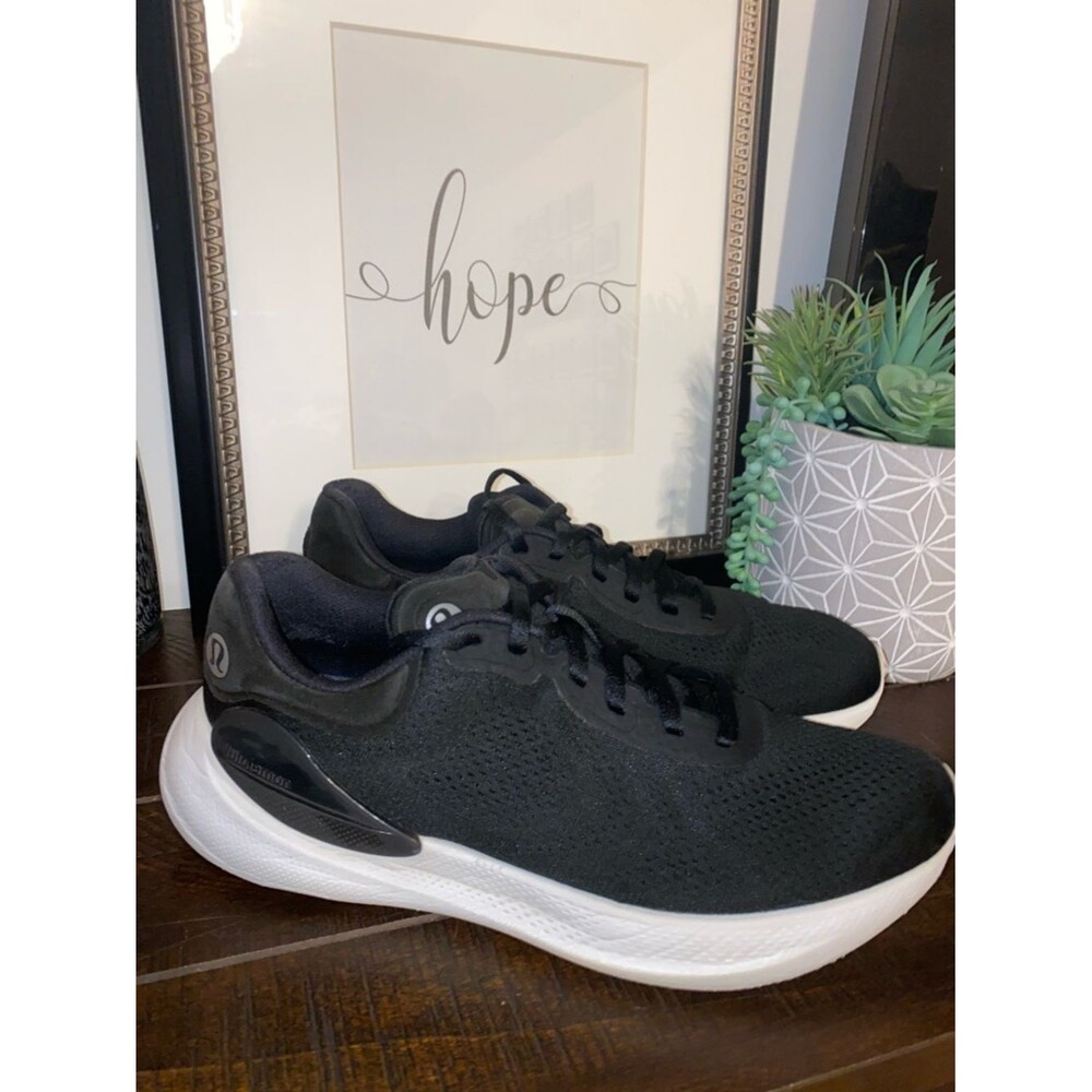 Lululemon Athletica Mens Beyondfeel Run Black Athletic Shoes Size 10.5